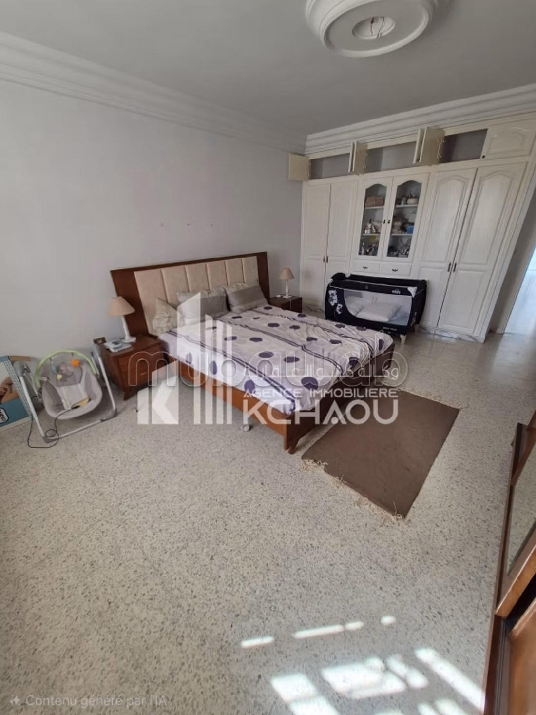 A louer s2 étage villa vide avec terrasse