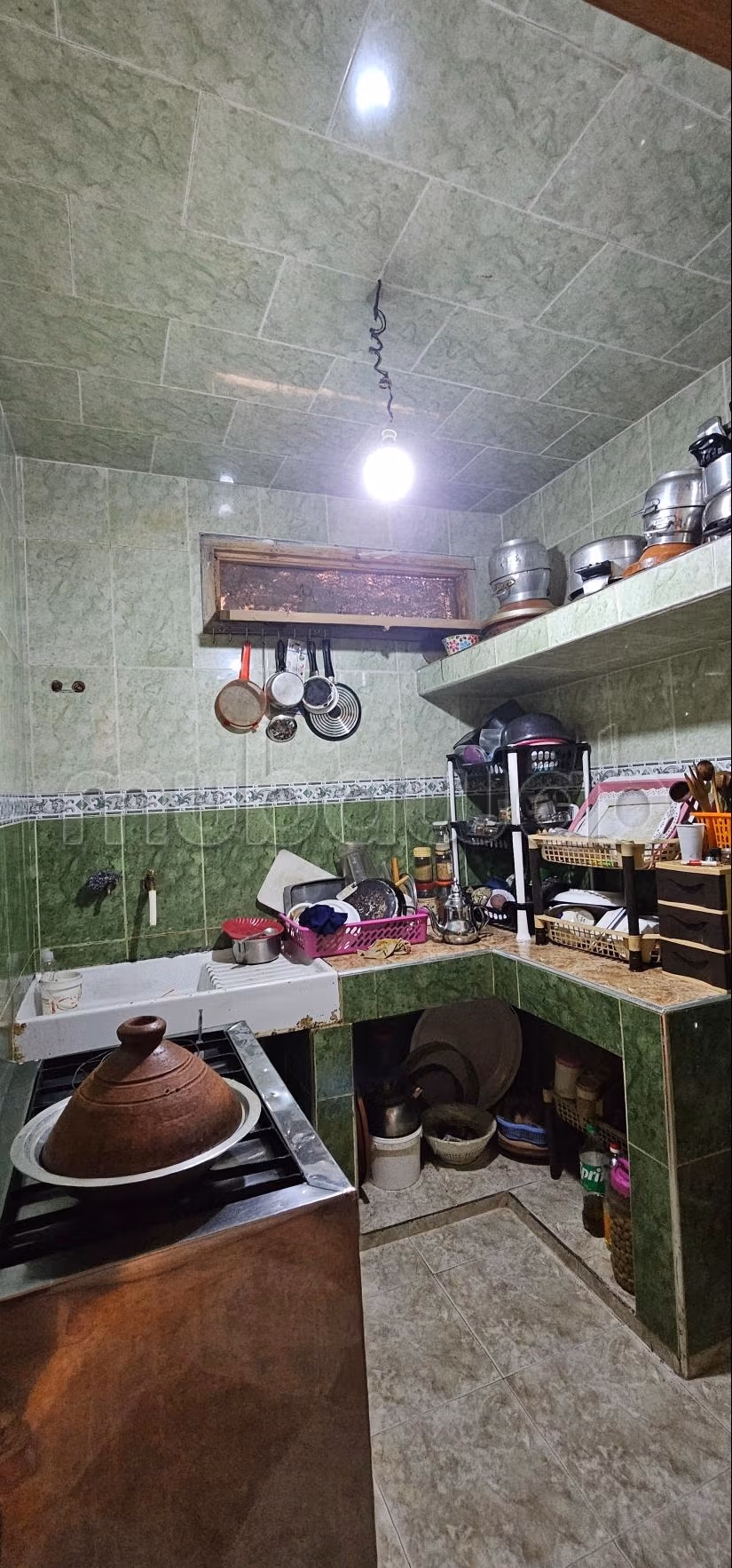 Maison à vendre à Arset El Houta. 7 belles chambres. Salon marocain et antenne satellite
