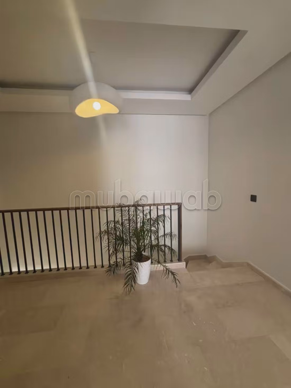 Bellissimo appartamento in affitto a Ville Verte. Dimensione 92 m². Completamente arredato