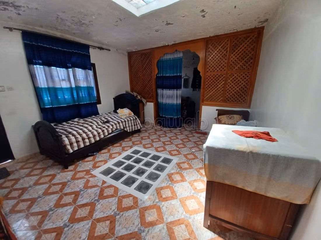 Very beautiful house for sale in Chefchaouen. 4 excellent rooms. Quiet environment overlooking the mountains