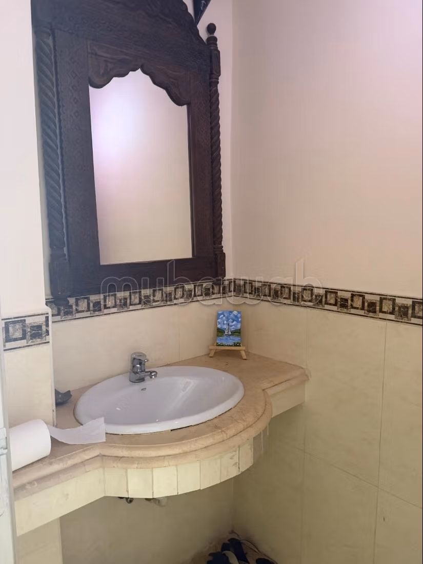 Superbe appartement à vendre à Guéliz. 2 belles chambres. Bien meublé — 6