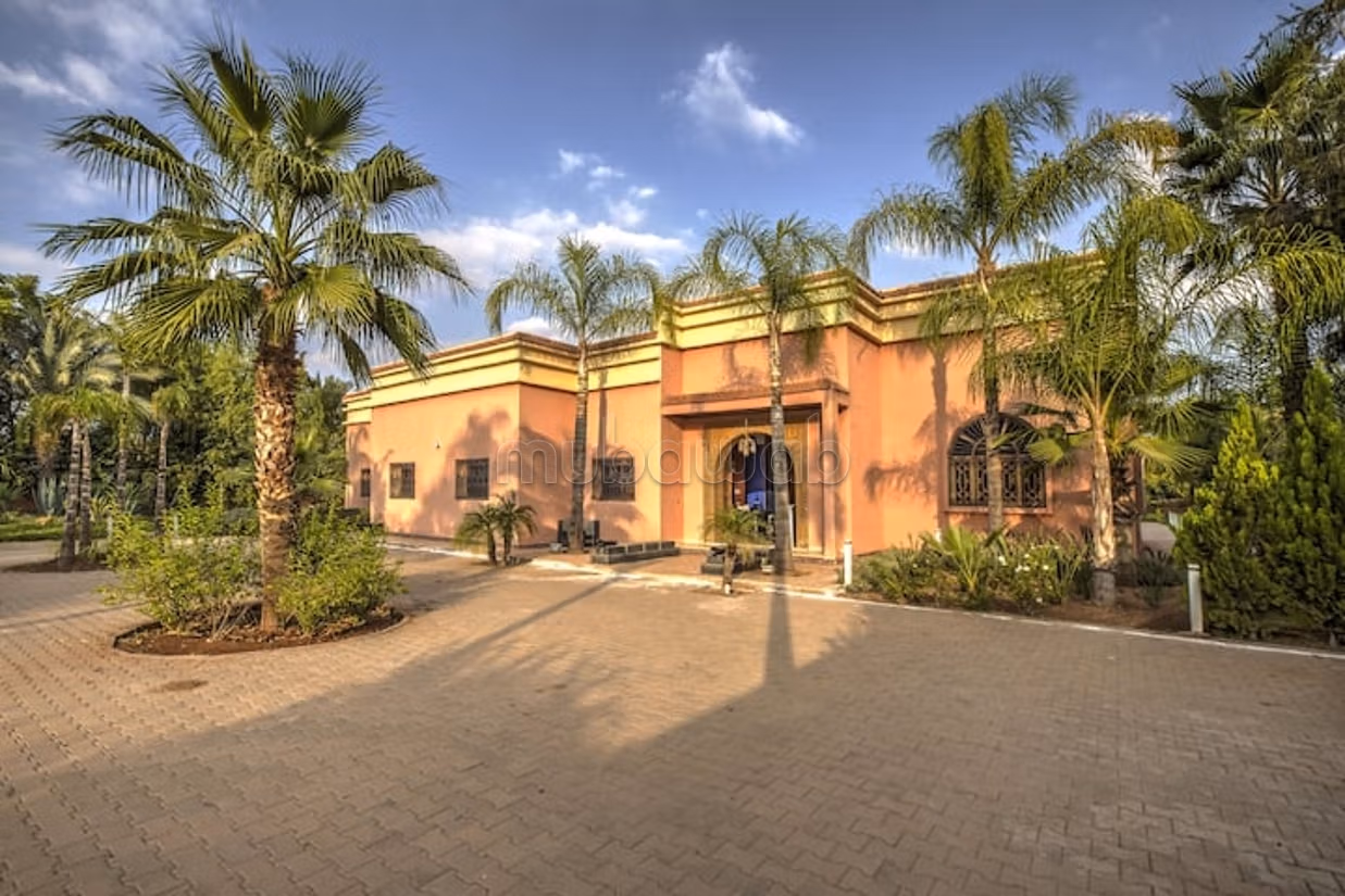 Venta villa de lujo a Route de Fez. 7 piezas confortables. Meublé