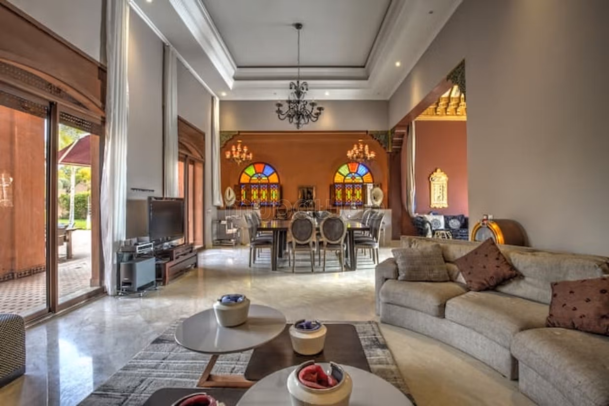Venta villa de lujo a Route de Fez. 7 piezas confortables. Meublé