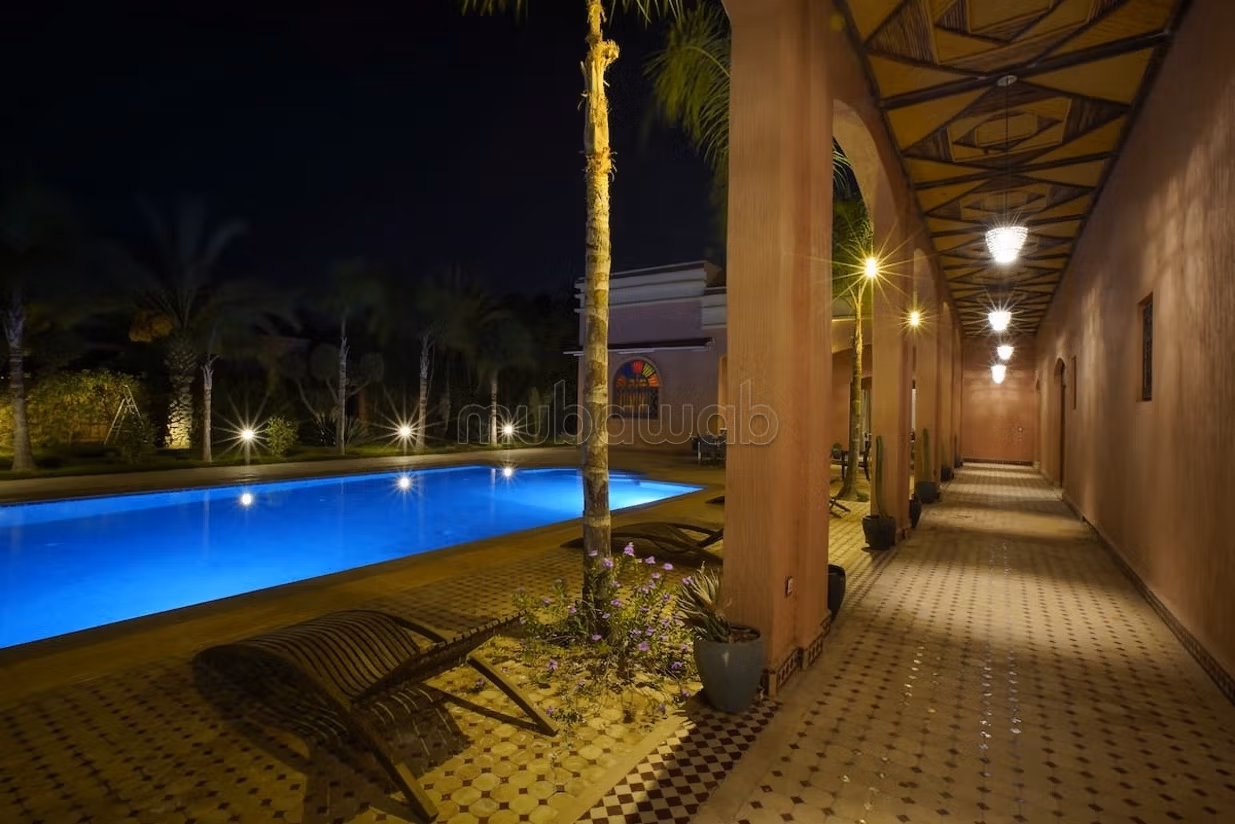 Venta villa de lujo a Route de Fez. 7 piezas confortables. Meublé