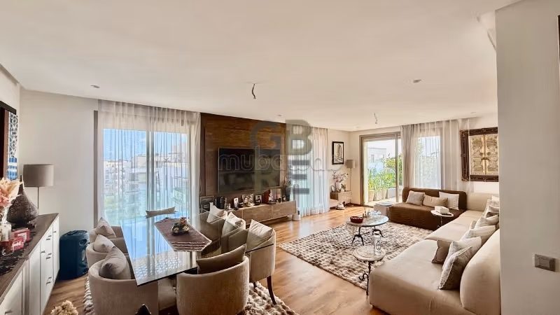 Penthouse meublé à vendre à Eagle Hills