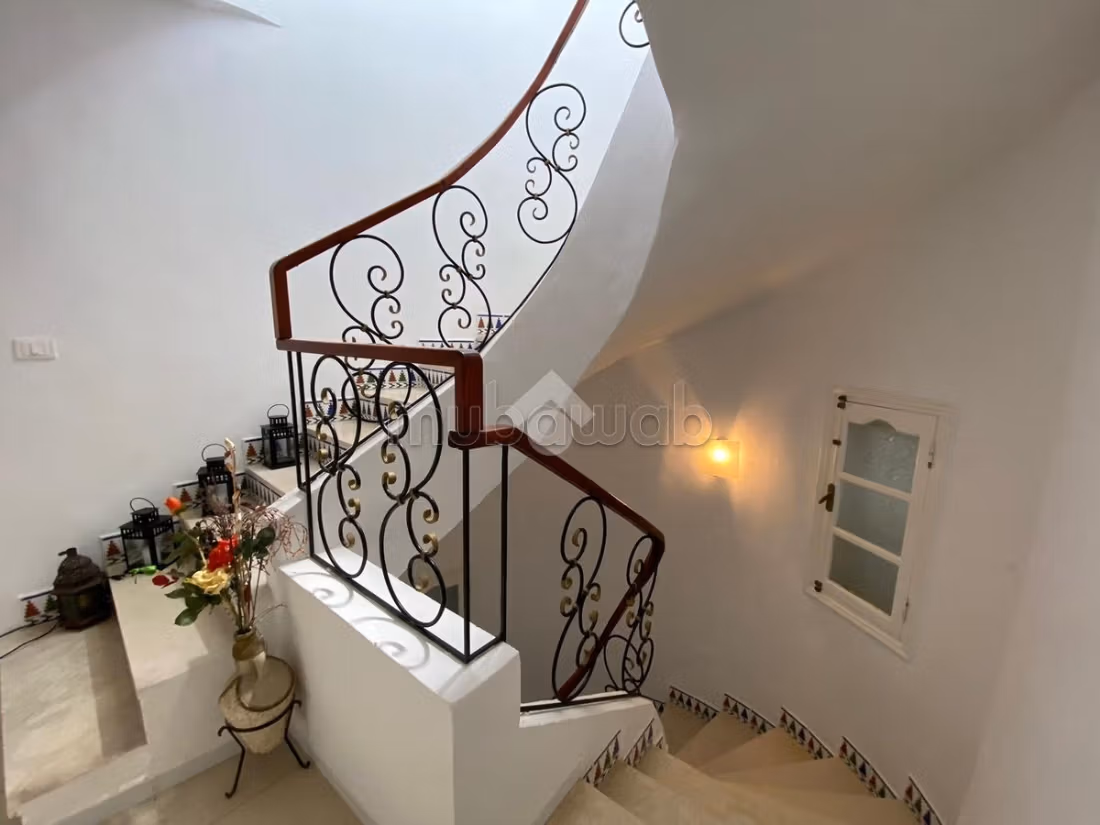 Villa individuelle avec piscine à chott Mariem