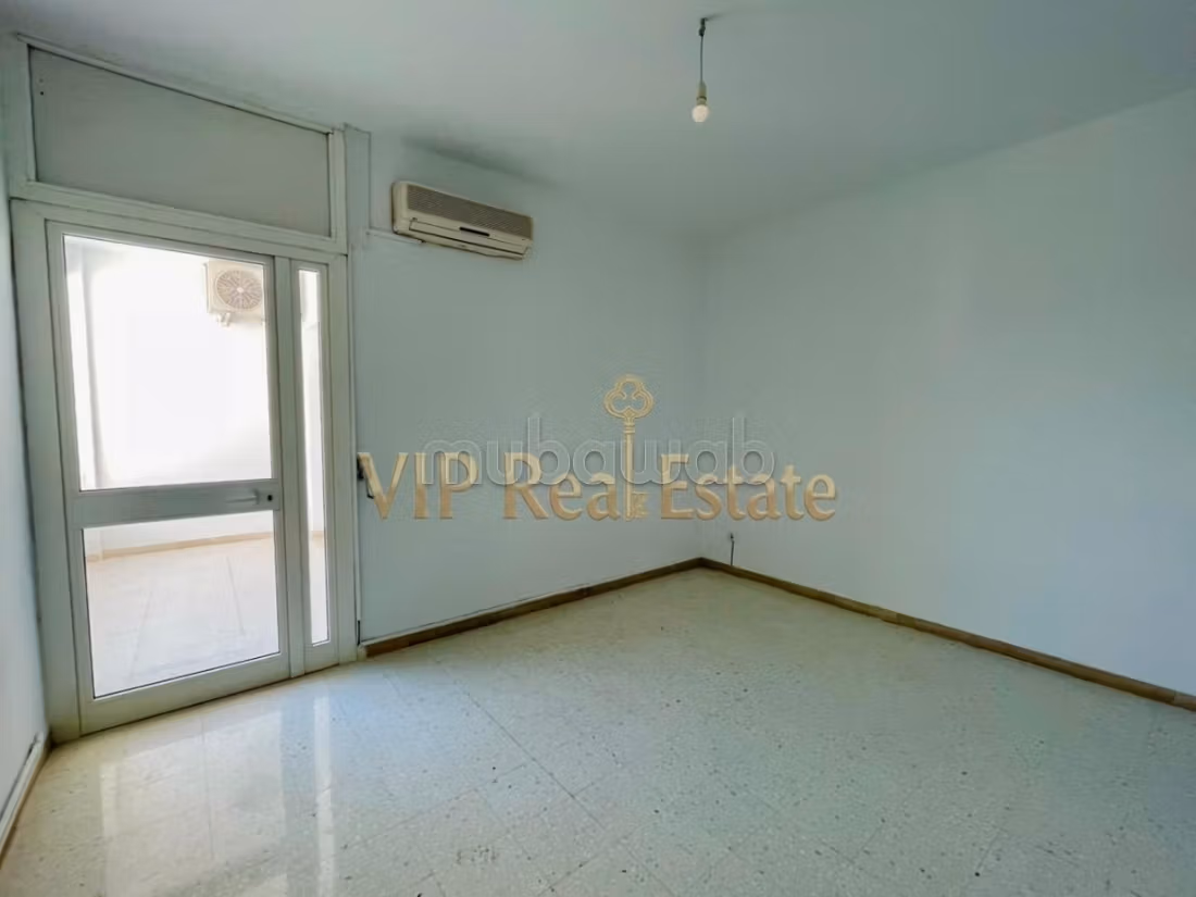Apartment for rent in Les Berges Du Lac 1.3 pleasant rooms. Sea view, central heating