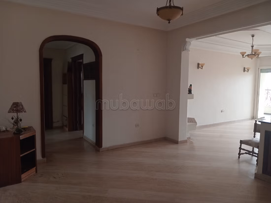 A vendre, très bel appartement — 3