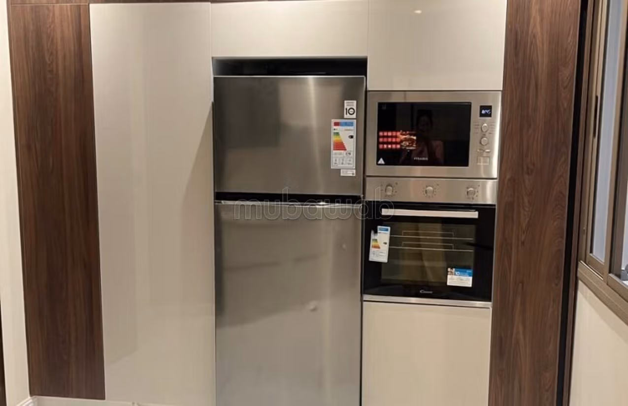 Appartement a louer neuf avec garage 
situation centre ville — 3