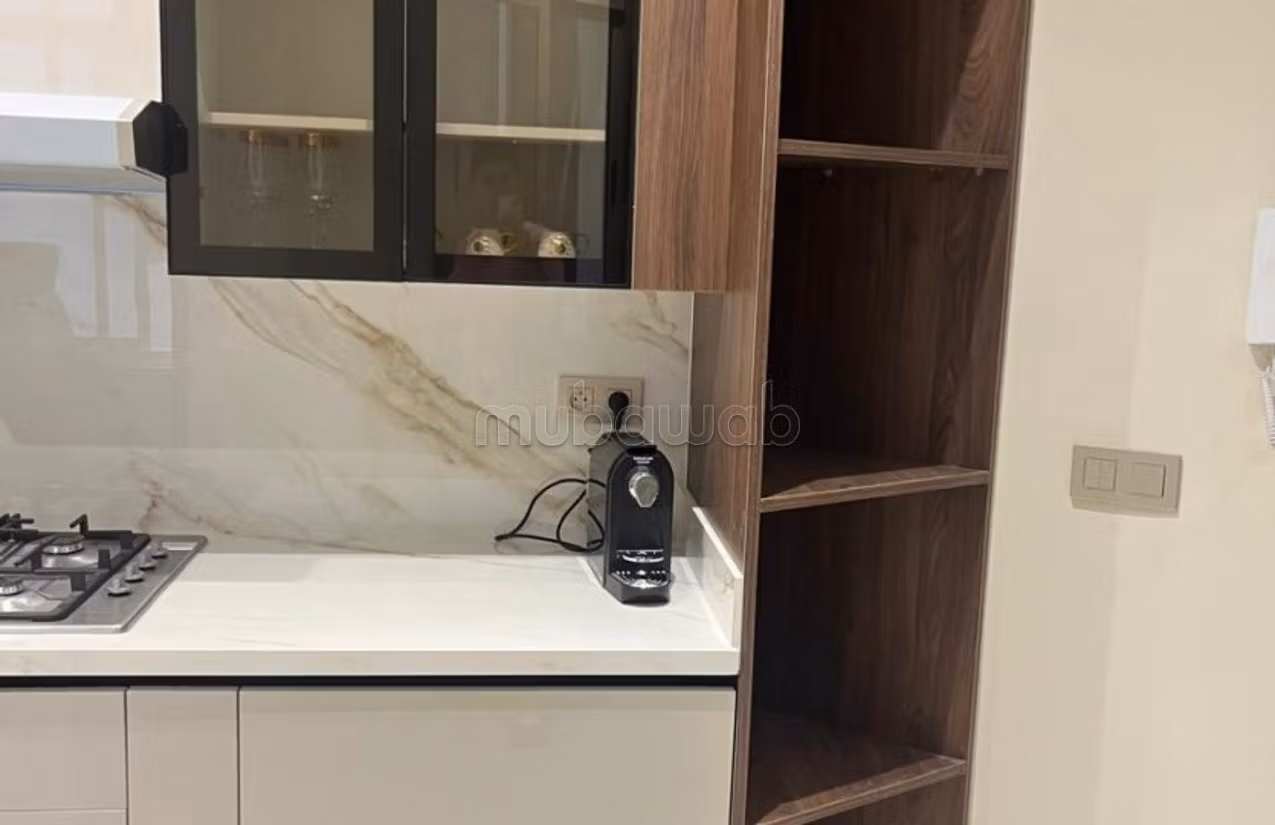 Appartement a louer neuf avec garage 
situation centre ville — 4