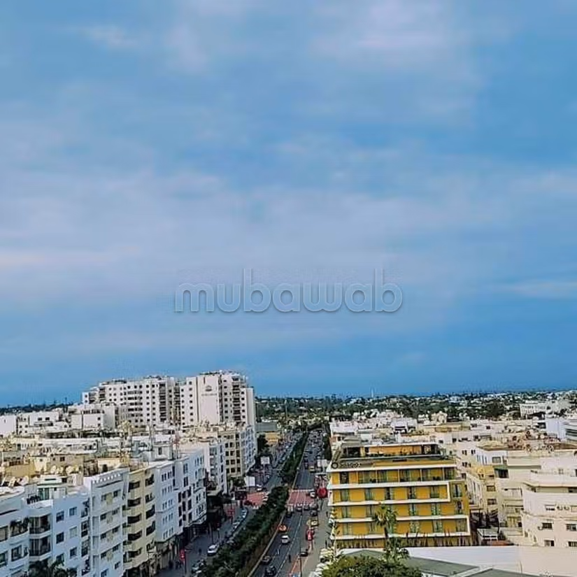 Appartement à Louer de 215.0 m² à Casablanca, Maarif