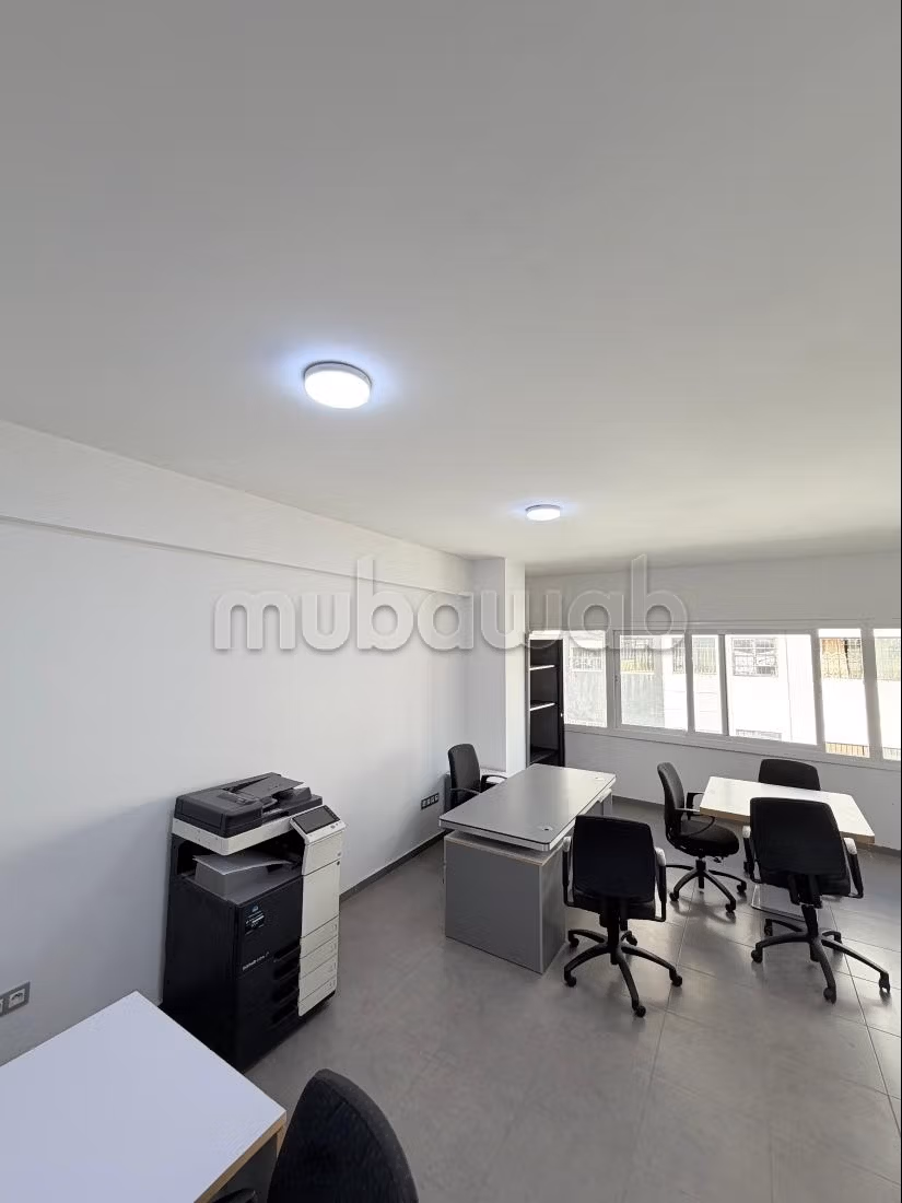 Mooie kantoren te huur in het centrum uitgerust