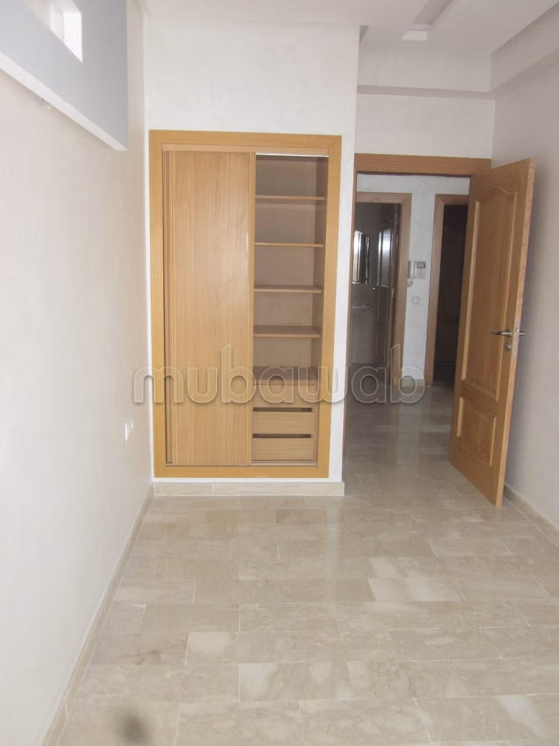 Studio vide Luxe 46m2 à Bd Abdelmoumen enface Tram — 4