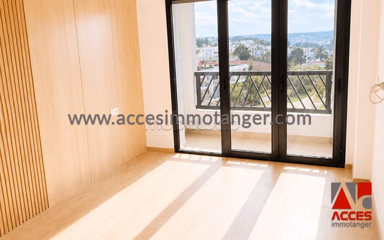 À louer – Appartement vide de haut standing — 3
