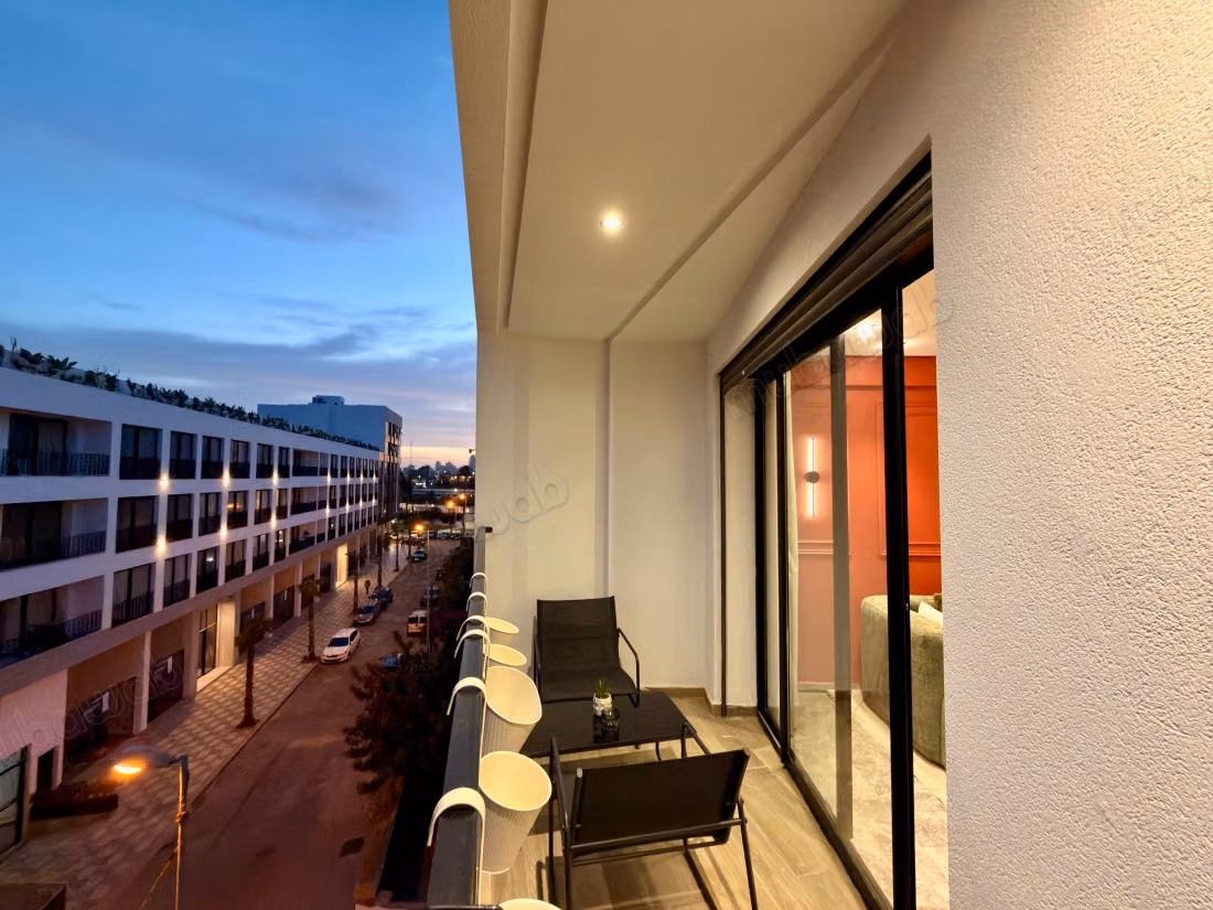 Furnished studio for rent in CFC