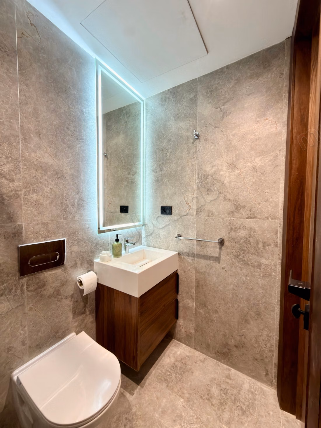 Furnished studio for rent in CFC