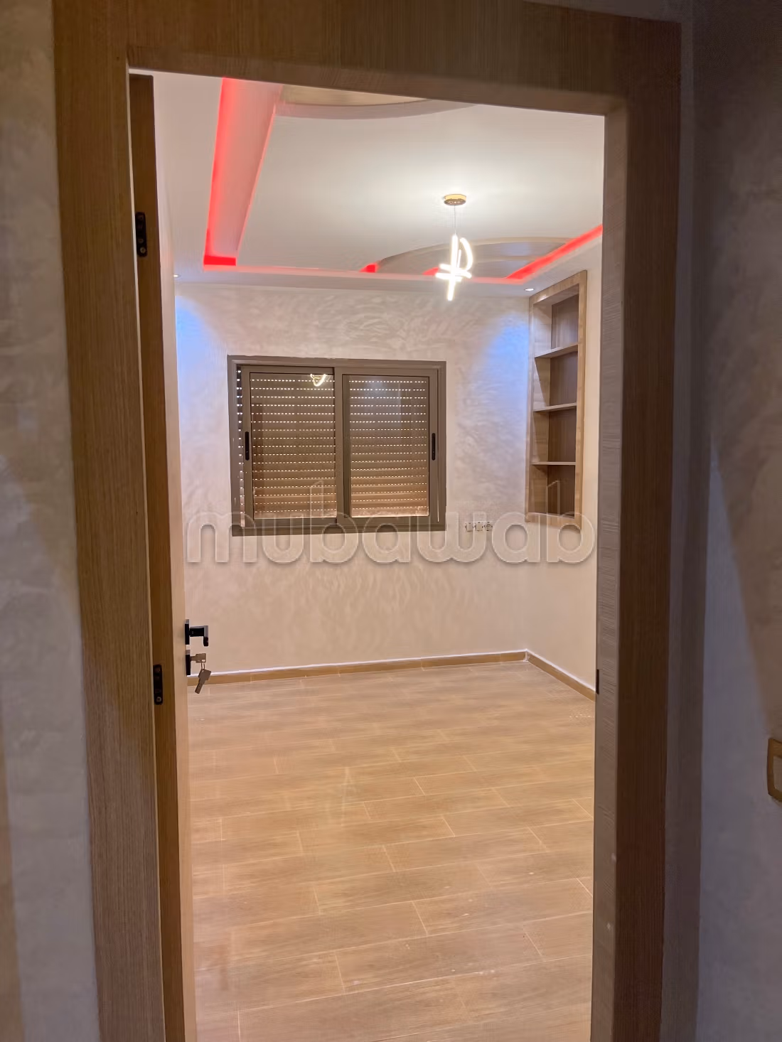 Apartamento nuevo en venta en Bouznika Superficie 107 m² cerca de la mezquita y la escuela privada sola en el piso condiciones de apoyo disponibles