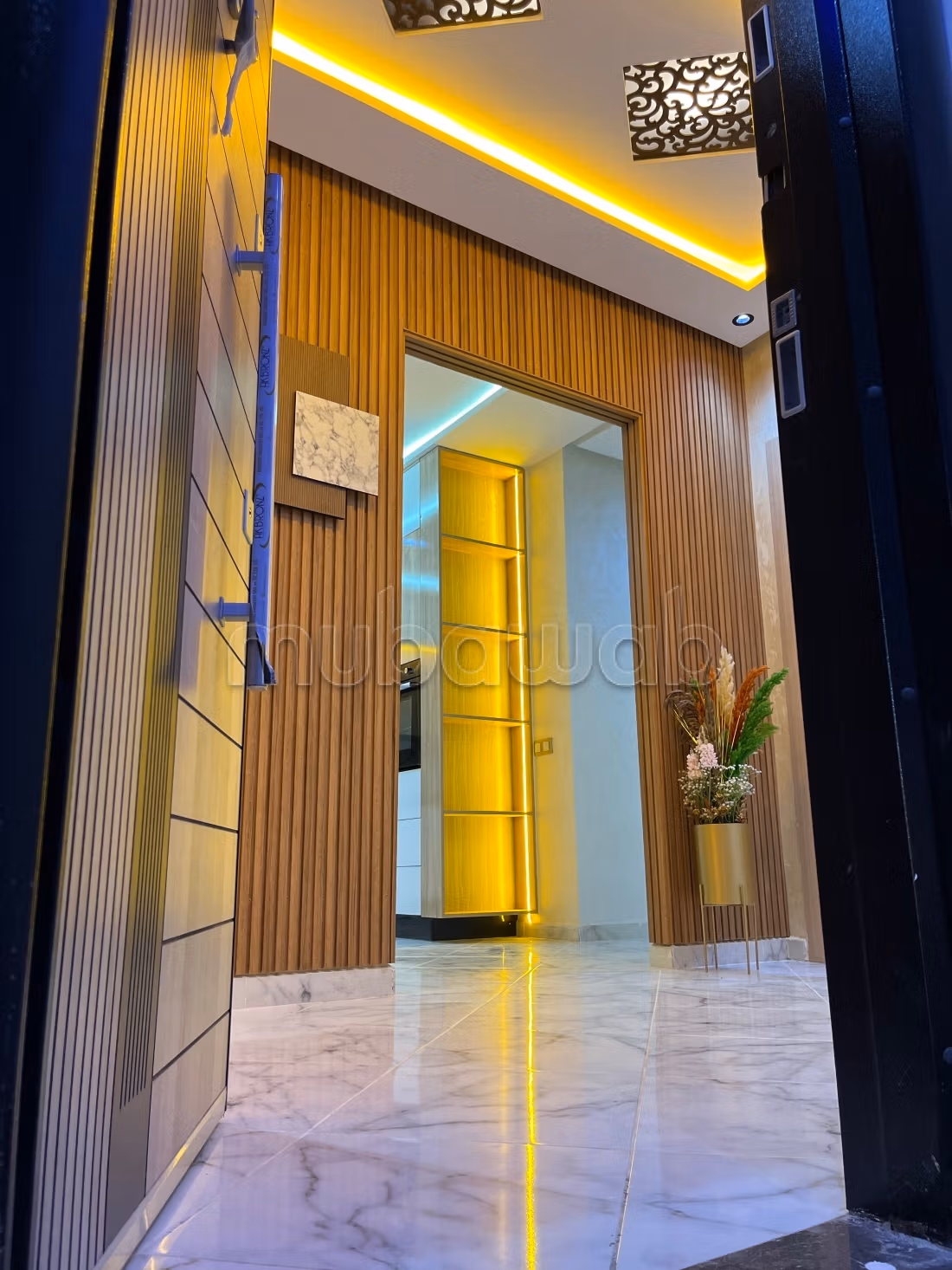 Apartamento nuevo en venta en Bouznika Superficie 107 m² cerca de la mezquita y la escuela privada sola en el piso condiciones de apoyo disponibles