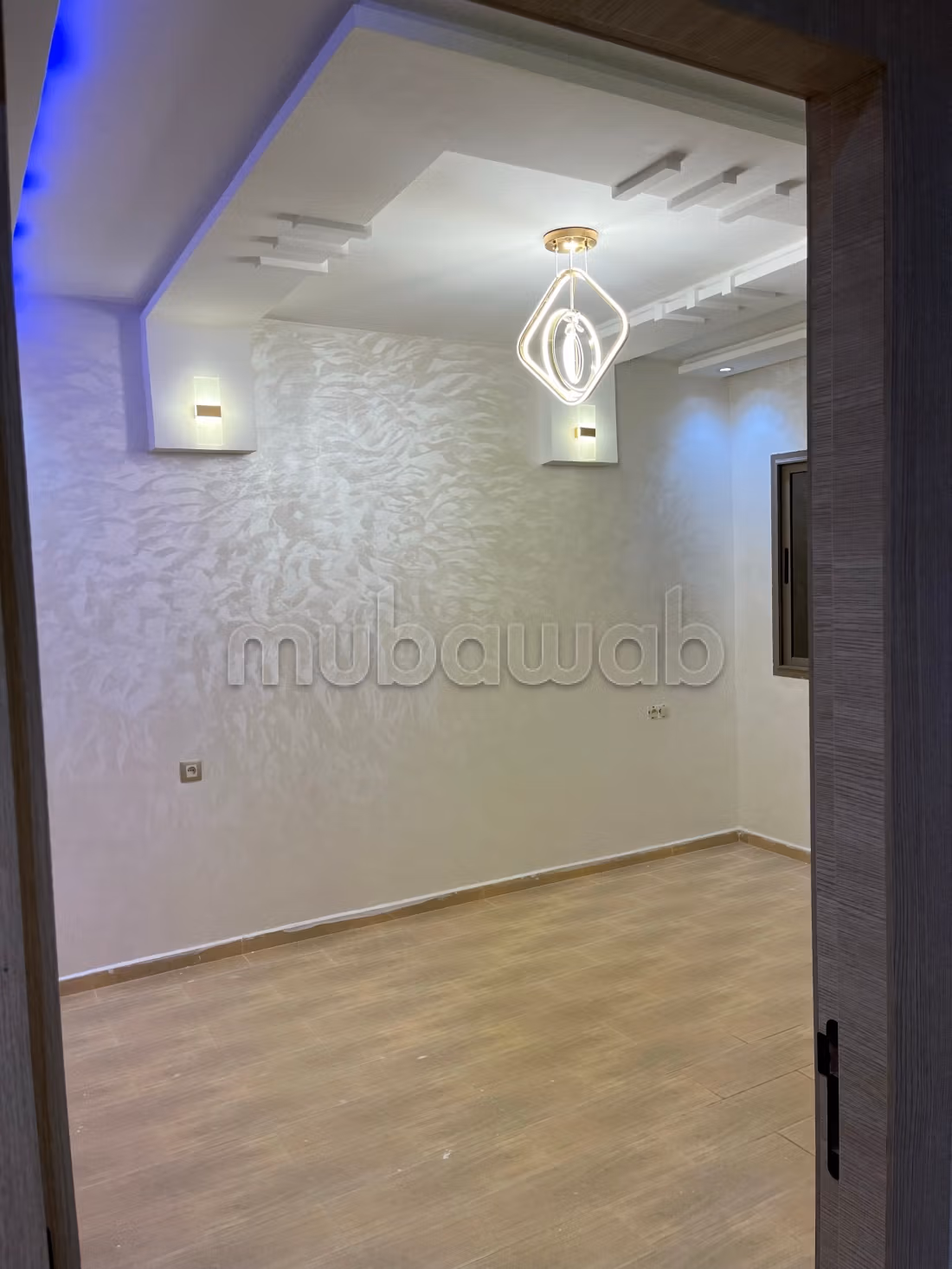 Apartamento nuevo en venta en Bouznika Superficie 107 m² cerca de la mezquita y la escuela privada sola en el piso condiciones de apoyo disponibles