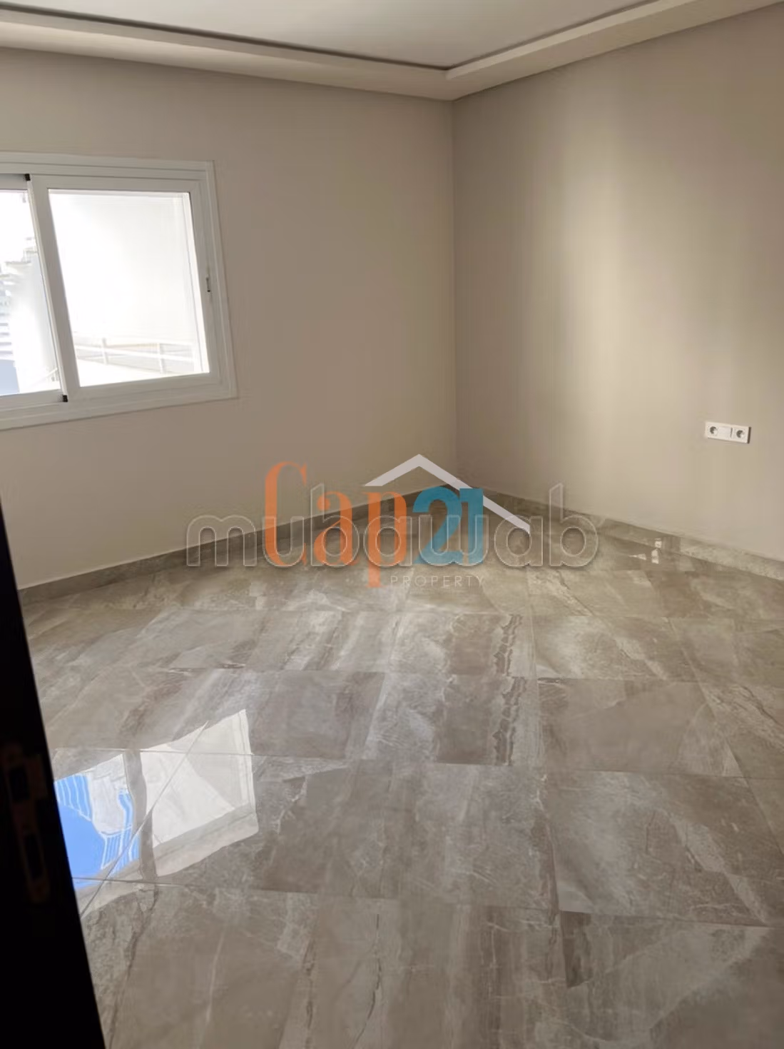 Appartement vide de 155 m² à louer 
avenue Bethoven — 3