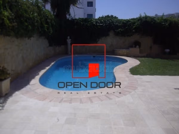 In affitto – Splendida villa arredata S5 con piscina e