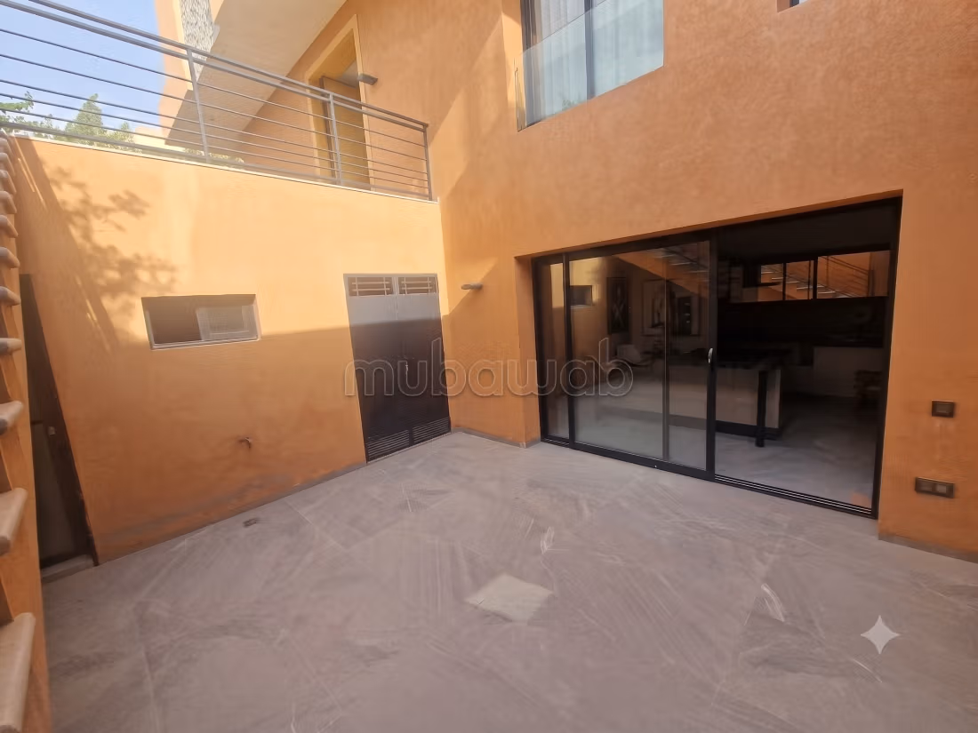 Luxury villa with elevator near golf courses