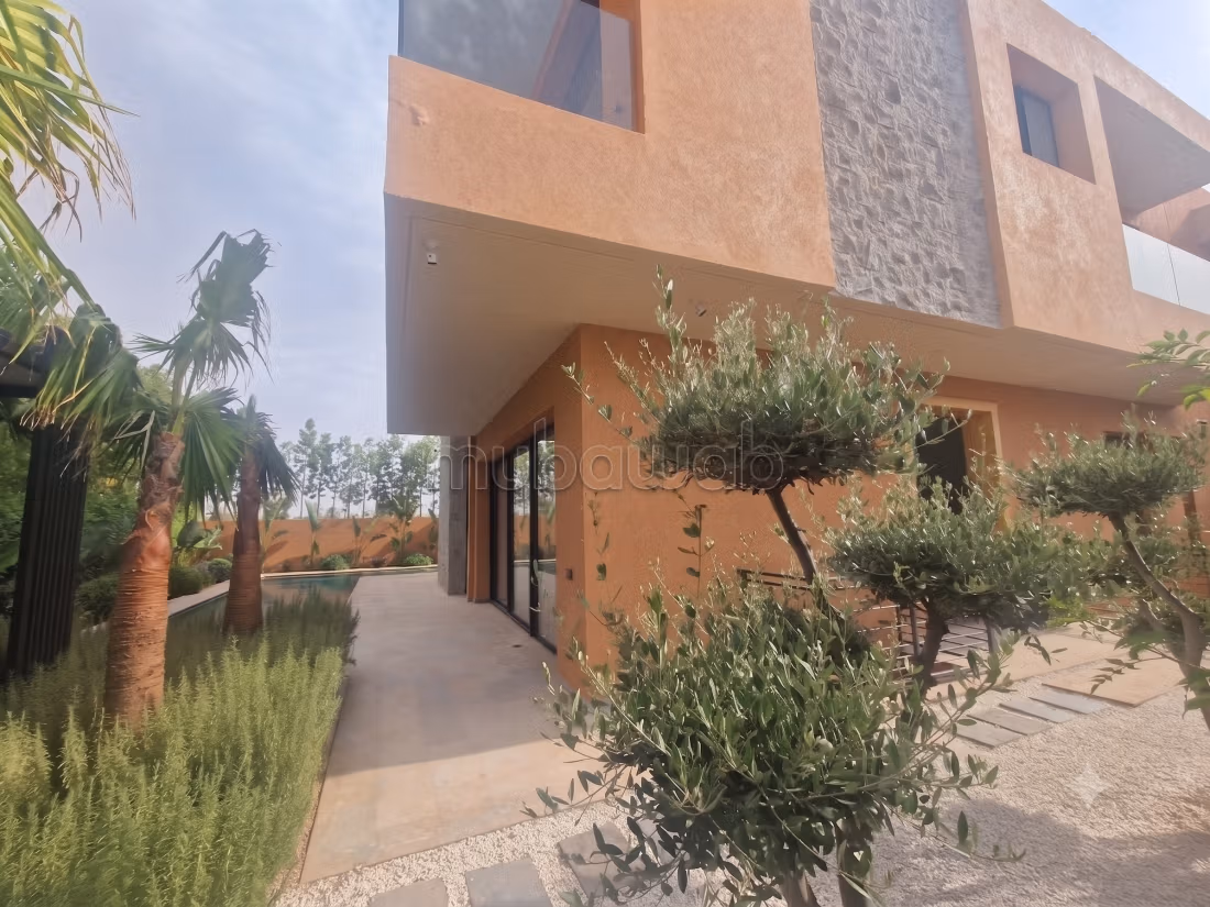 Luxury villa with elevator near golf courses