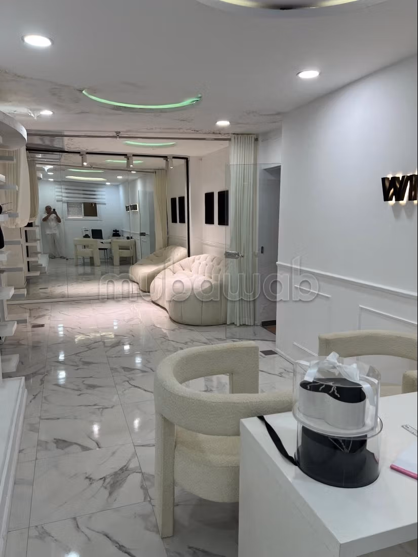 En venta local comercial con moulkia
