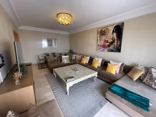 Gestoffeerd appartement te huur - Maarif