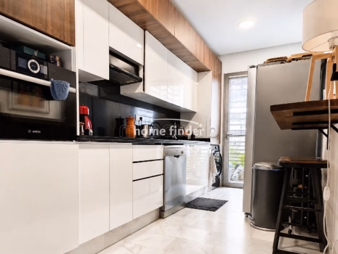 Appartement à vendre sur CFC 140 m² — 4