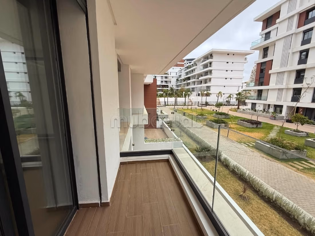 Location d'un appartement à Casablanca Finance City.
3 pièces.
Meublé — 4