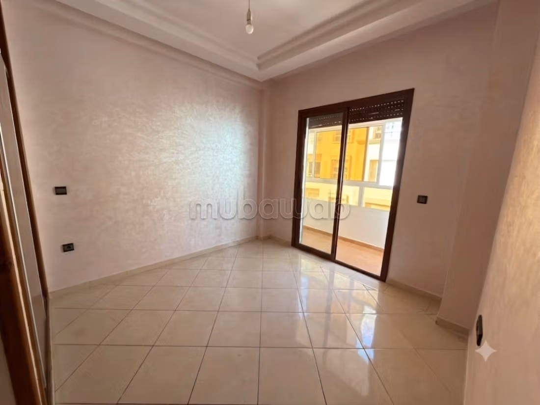 Appartement en location longue durée
AIDA VILLAGE — 4