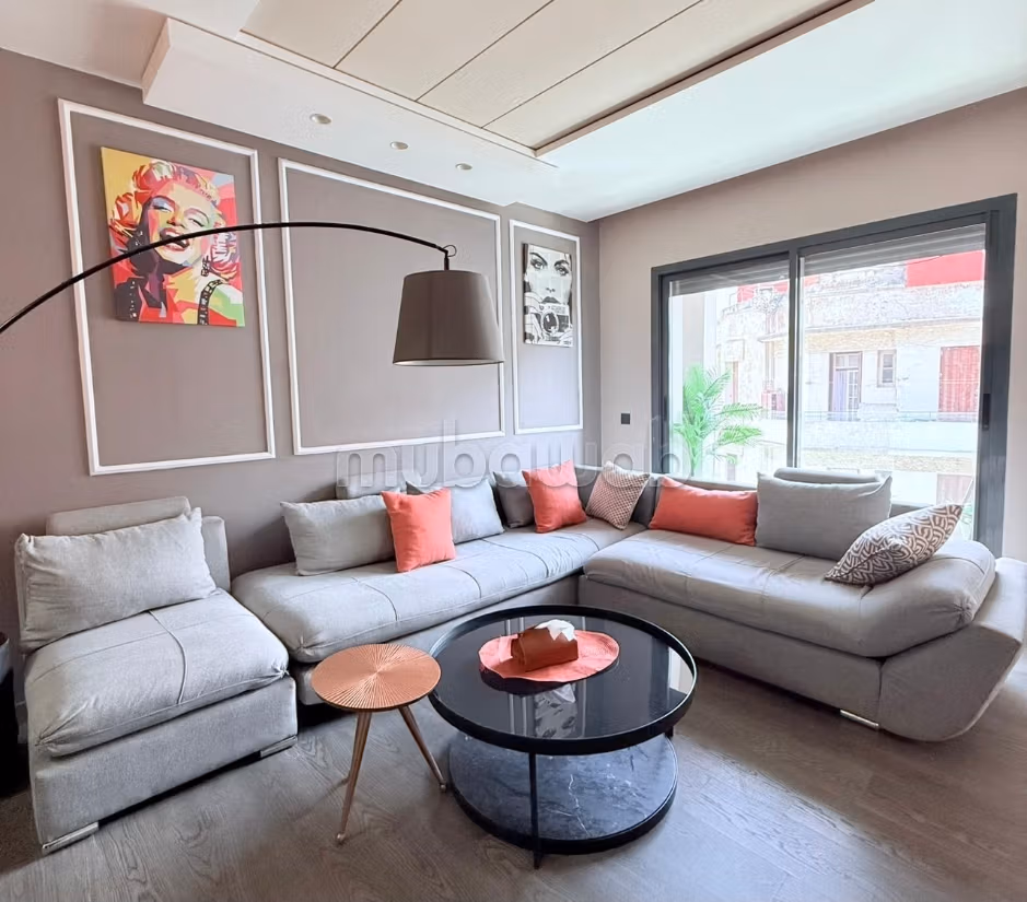 Location d'un appartement à Benjdia.
1 Pièce.
Meublé — 3