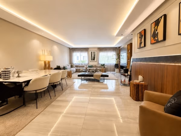 Triangle d'Or/Appartement d'exception 208m² rénové