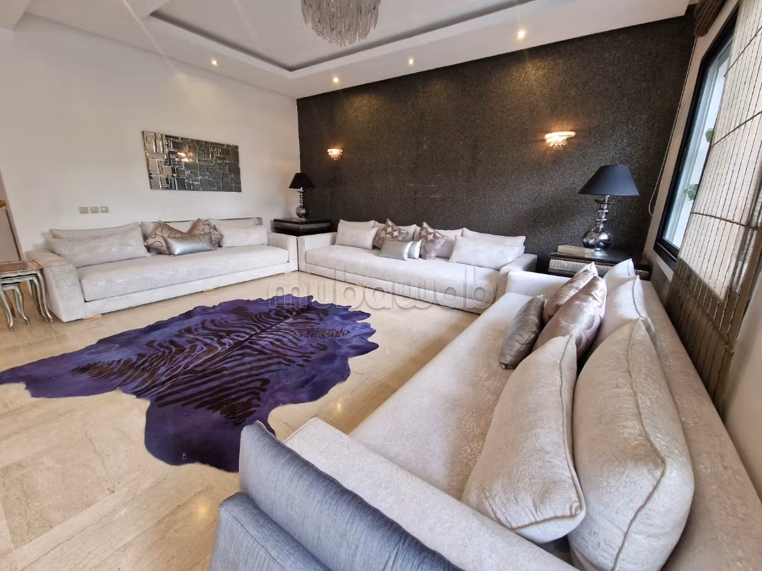 Furnished villa with pool next to Morocco Mall