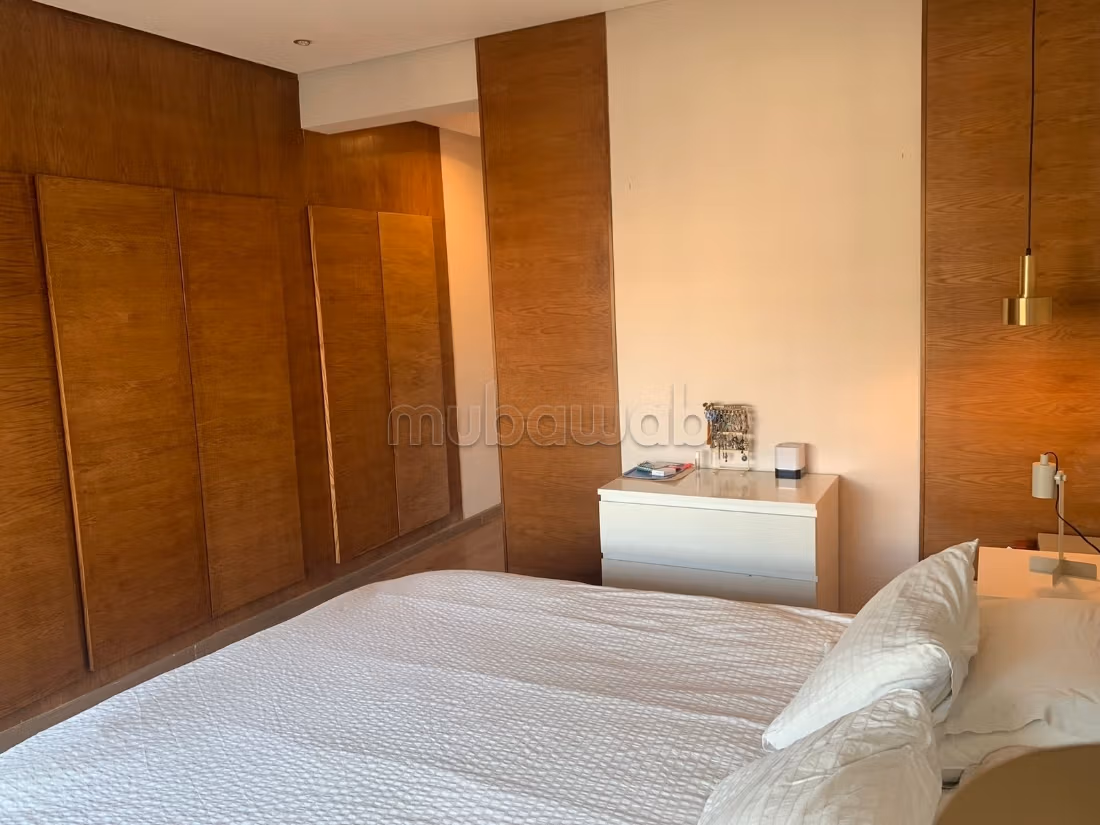 Superbe appartement meublé de 4 chambres à louer — 2