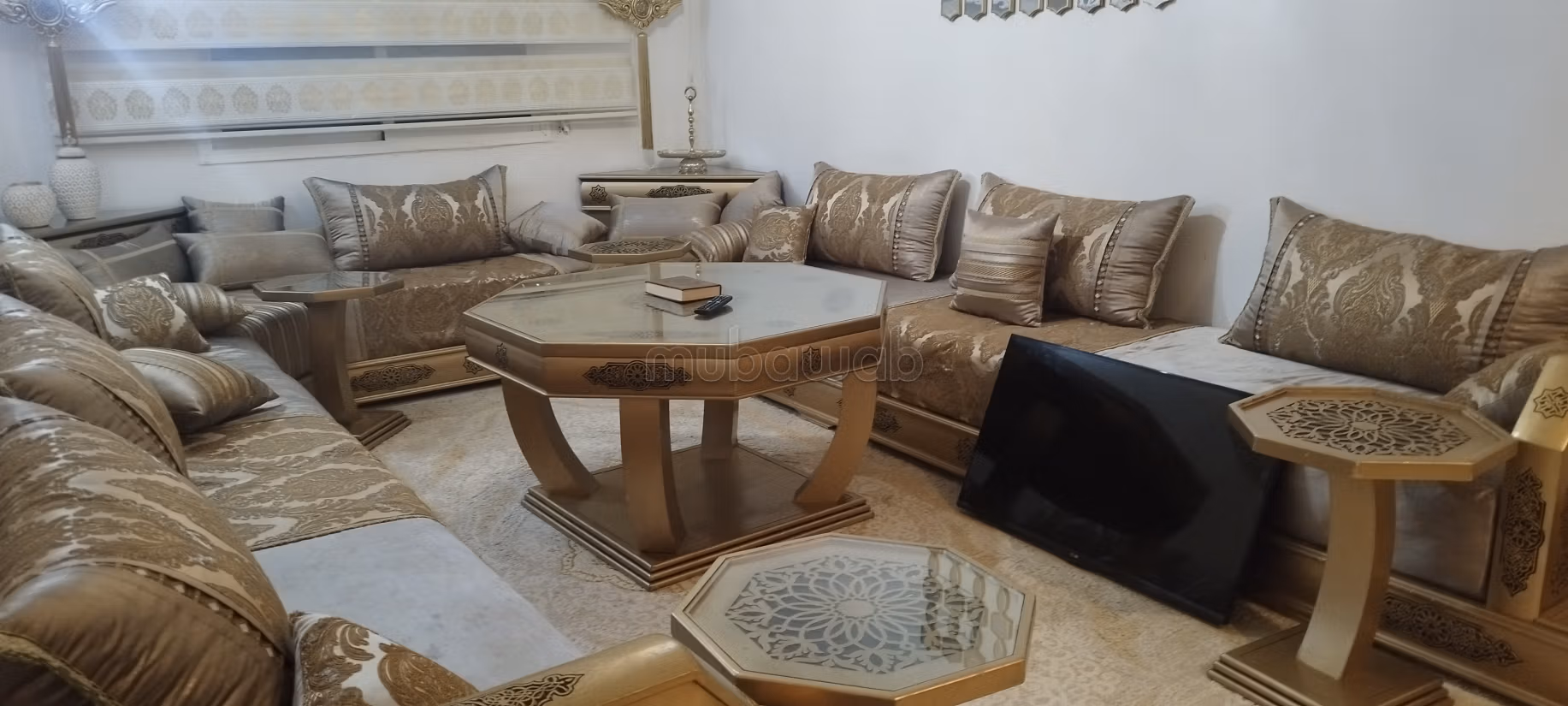 Zamouri 5 dichtbij de Vrede Markten