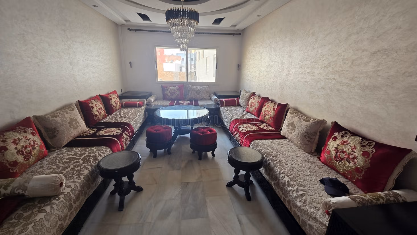 À louer Appartement d'habitation Dior Jamaa — 4