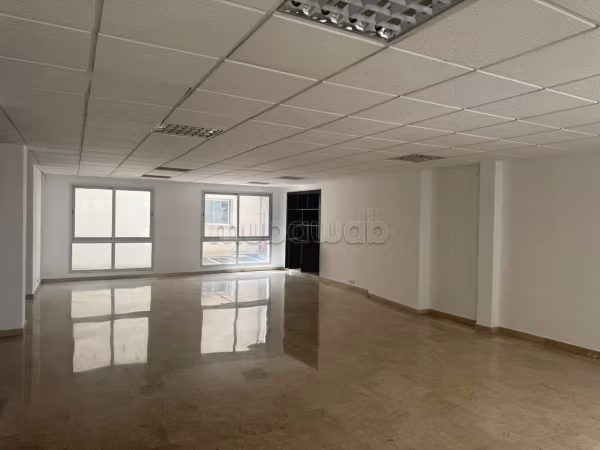A vendre Plateau bureau 106m2 
Racine