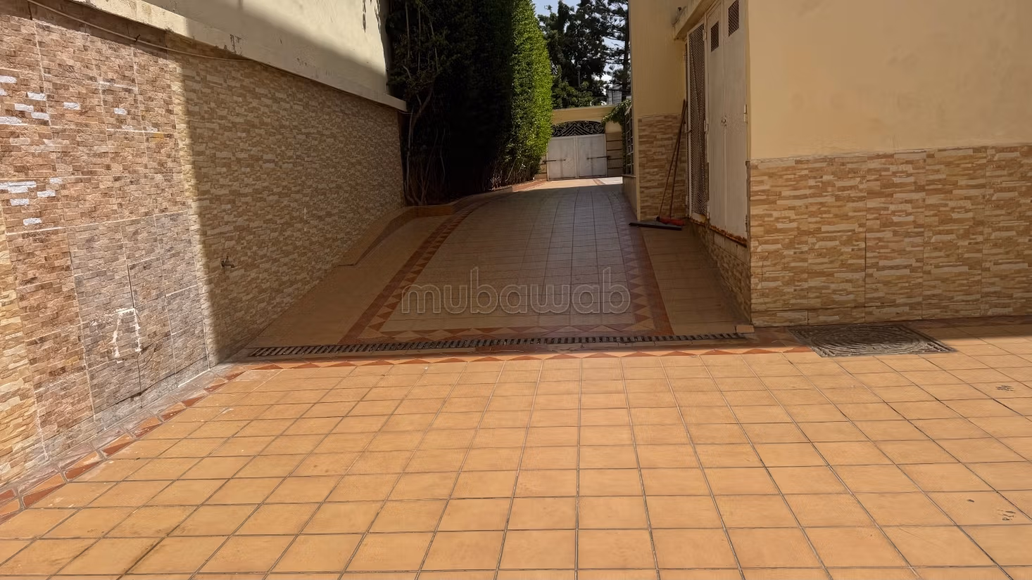 Villa lussuosa in vendita in California. Superficie 900 m². Giardino e terrazza