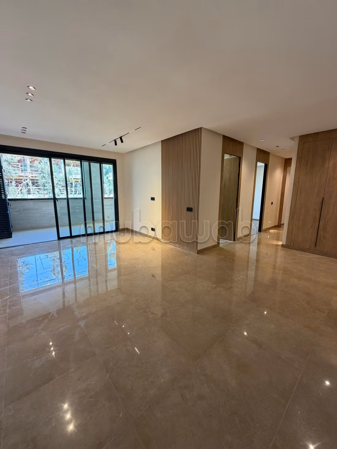 Appartement en location à Souissi. Surface totale 150 m². Avec ascenseur et terrasse — 3