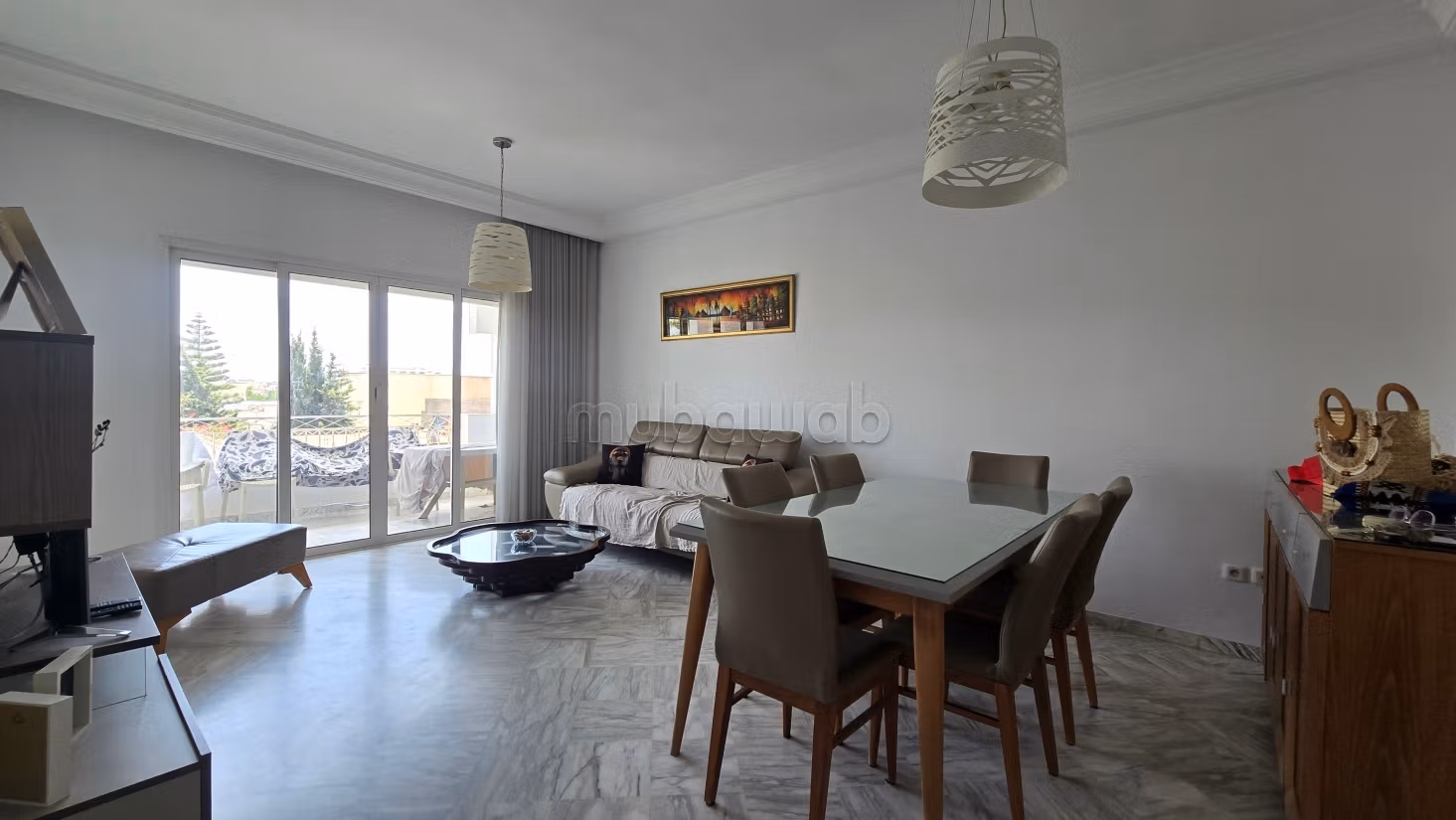 Bel appartement en location à Cité El Khalil. Surface totale 100 m². Meublé