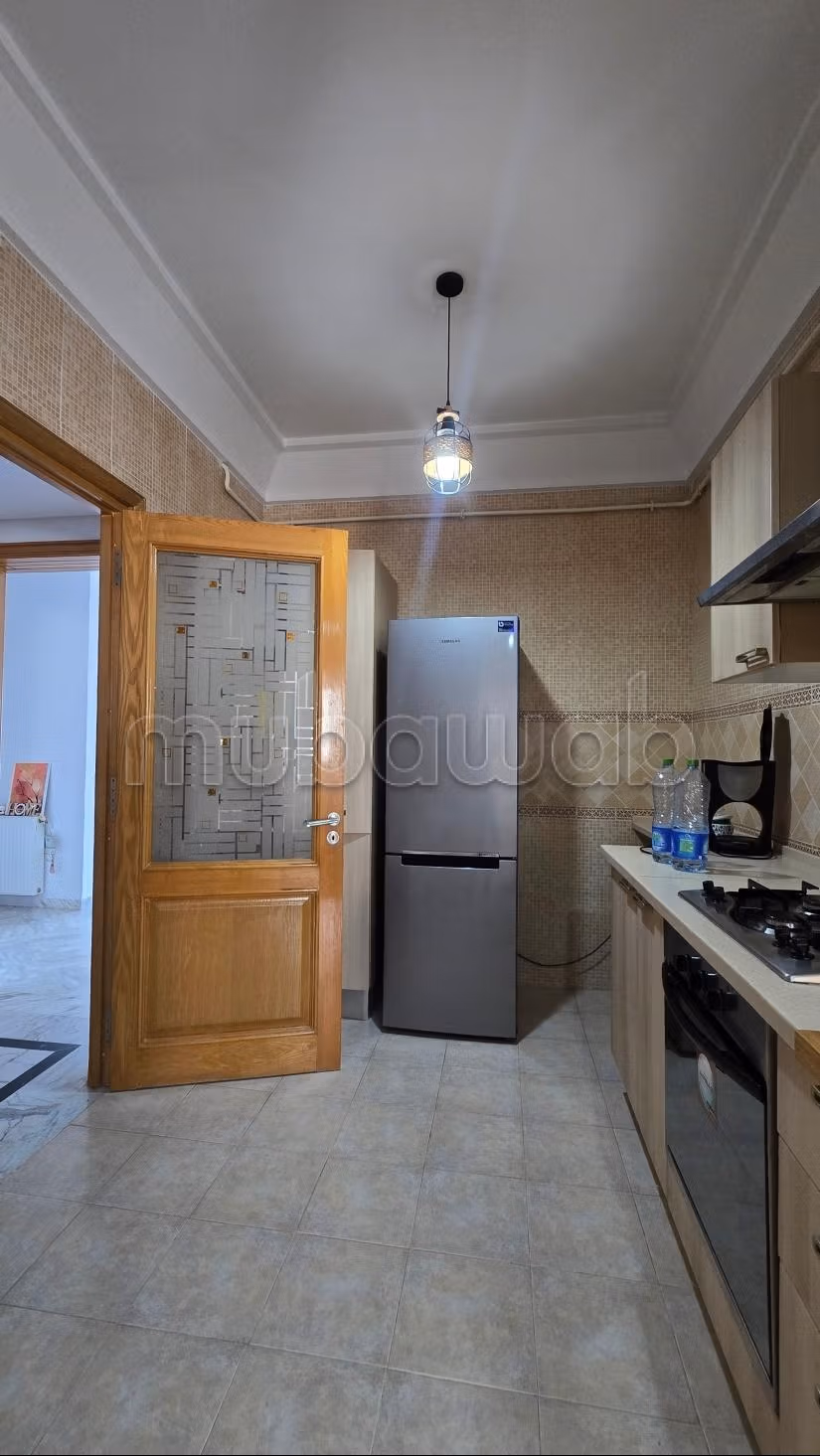 Bel appartement en location à Cité El Khalil. Surface totale 100 m². Meublé