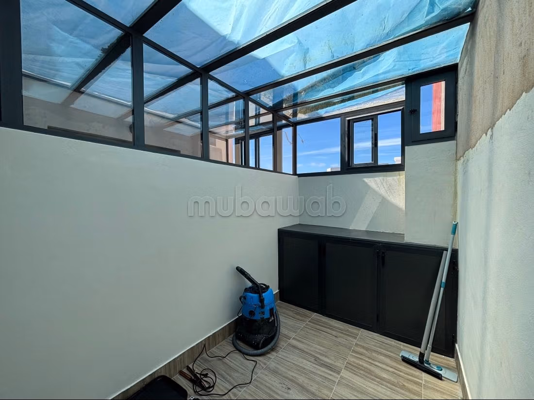 Hartslag, Gemeubileerde studio Dar Bouazza
