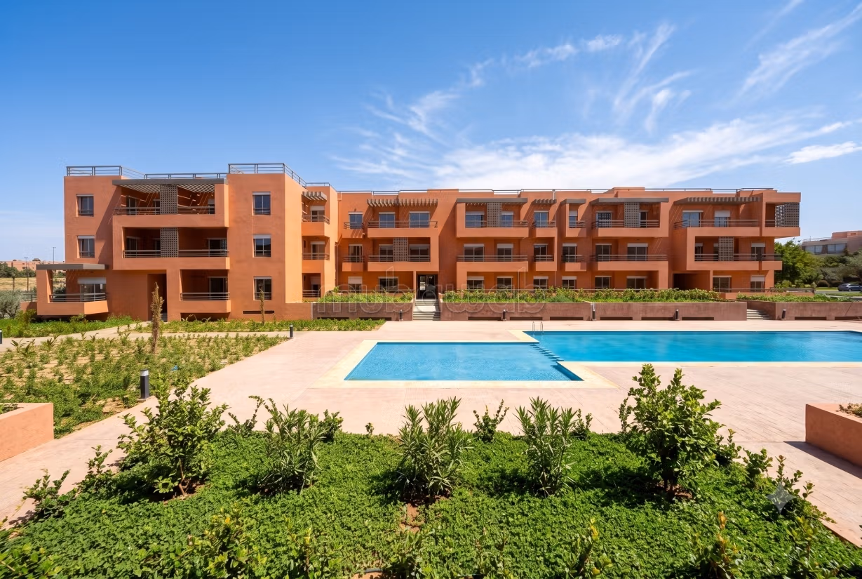 Bel appart avec terrasse vue jardins et piscine