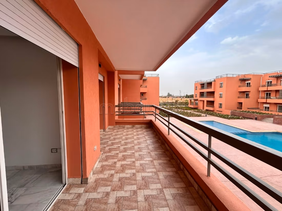 Bel appart avec terrasse vue jardins et piscine — 6
