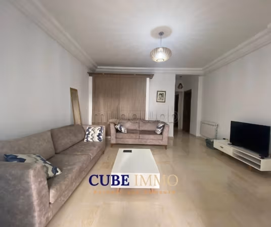Spacieux appartement S2 meublé à La Marsa