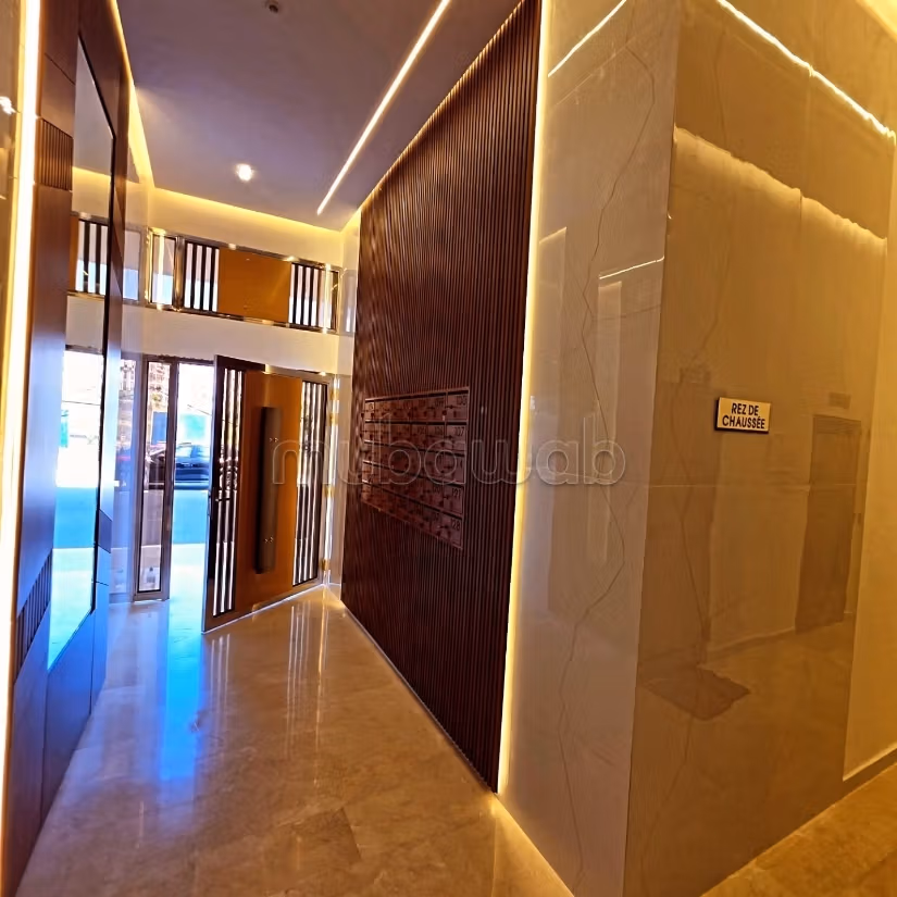 Appartement à vendre par cession de droits dans une résidence haut de gamme, à proximité de la route de Rabat et de la nouvelle gare routière, éligible à une aide directe au logement de 70 000 dirhams — 4