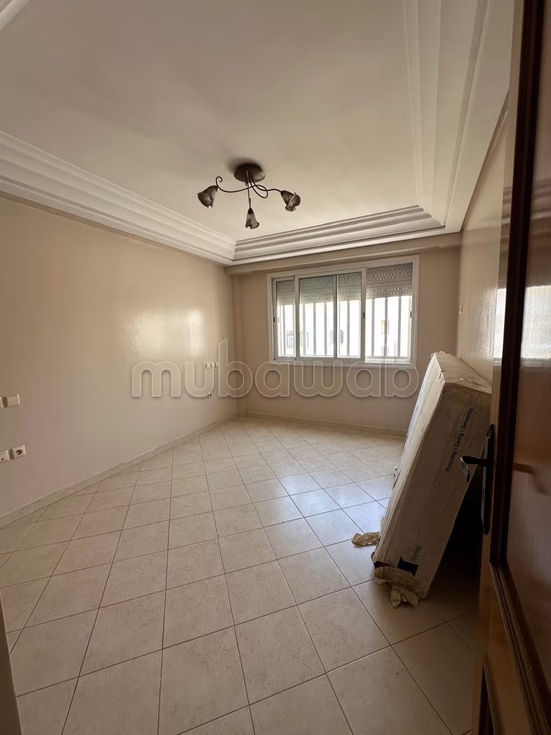 For rent - Beautiful empty apartment in the Golden Triangle, Casablanca