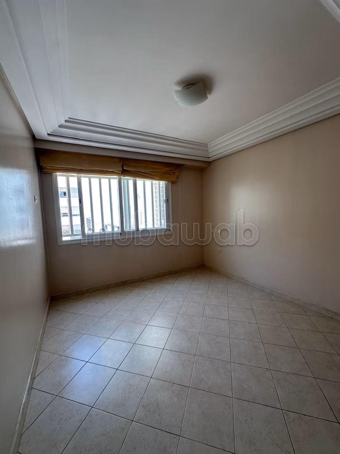 For rent - Beautiful empty apartment in the Golden Triangle, Casablanca